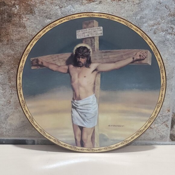 The Crucifixion Plate Robert T Barrett  Life of Christ Bradford Exchange 1994 - Picture 1 of 12